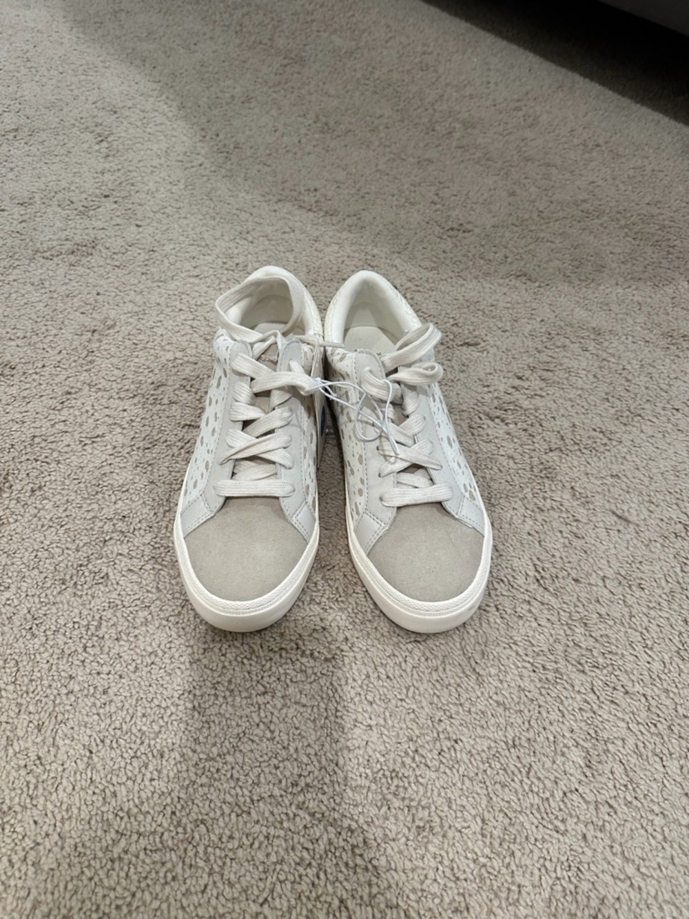 a new day Women's Lace-Up Sneakers in Light Gray and Off-White